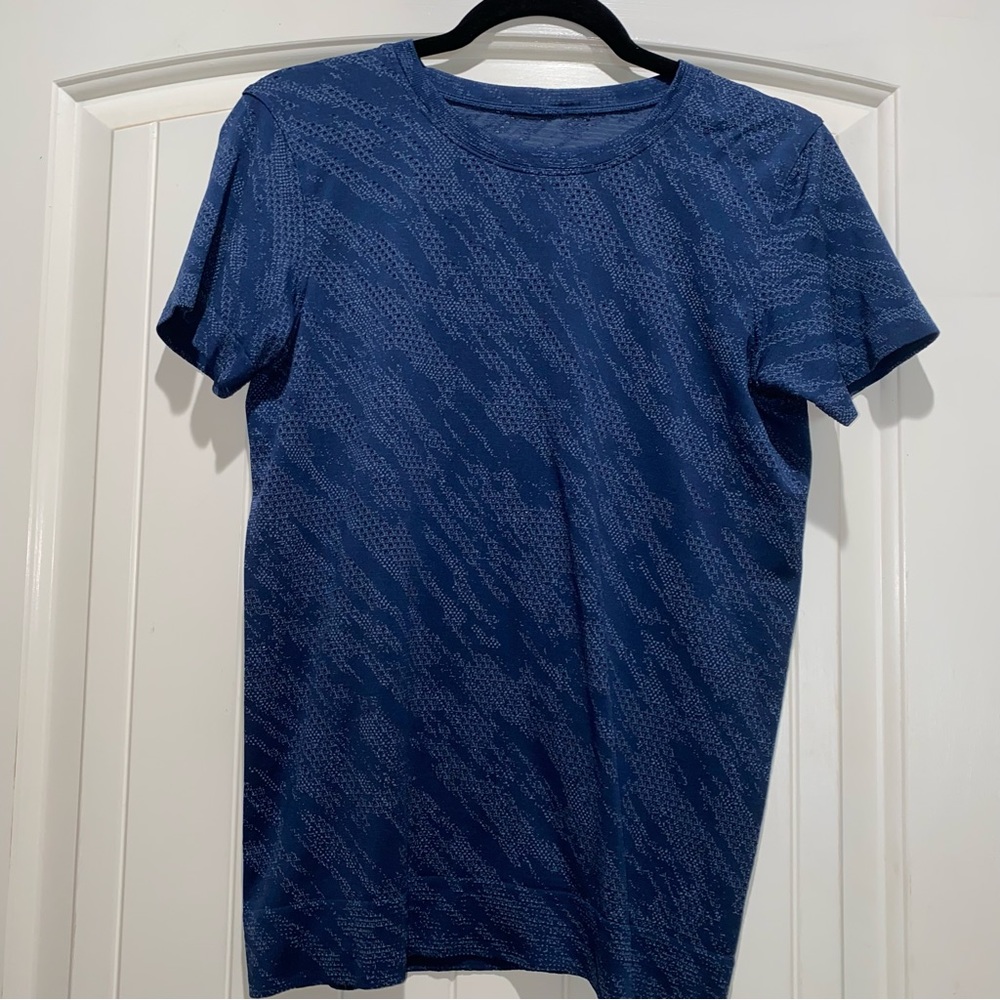 Swiftly relaxed size 6 shirt